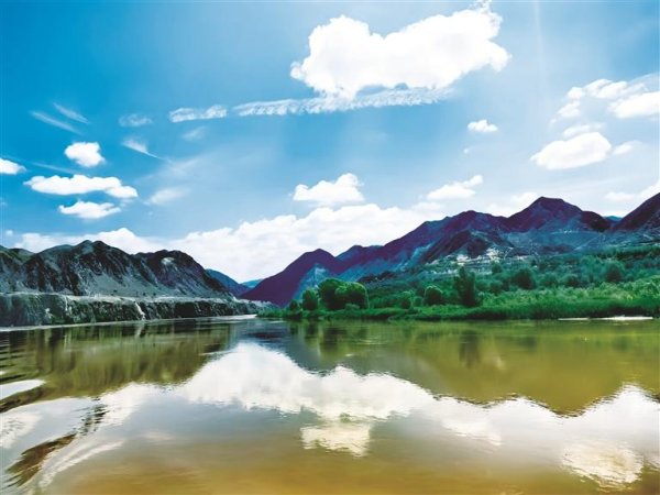 大圣配资 兰州乡村旅游线路“探秘黄河奇峡谷”迎来首批游客